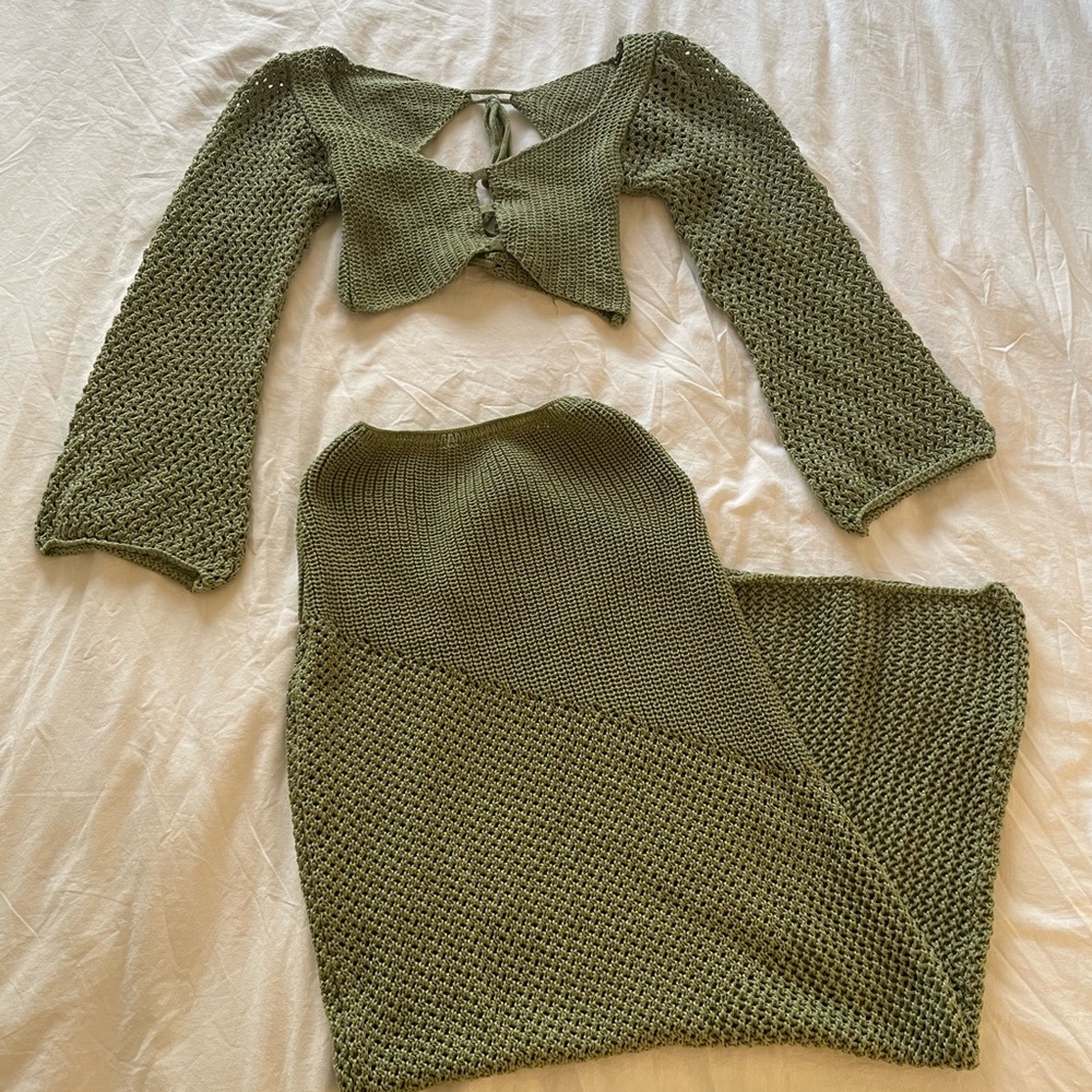 Crochet 2-Piece Cropped Long Sleeve & Skirt